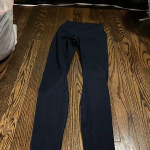 Lululemon wonder under leggings nearly worn